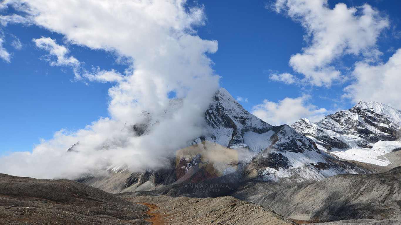 Sherpani Col Trekking